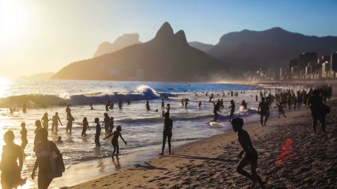 Cena de Rio Invisível